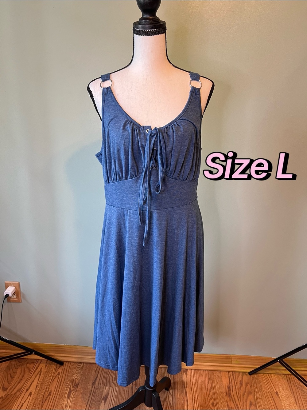 Women’s Sleeveless Blue Tie-Front A-Line Dress Size L